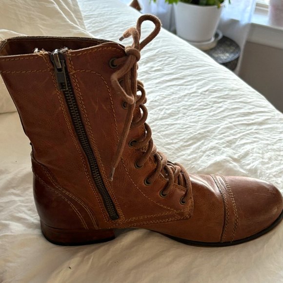 Woman's Skechers -Starship Side Zip Leather Combat Boots Size 9 Very Comfortable - Picture 2 of 14